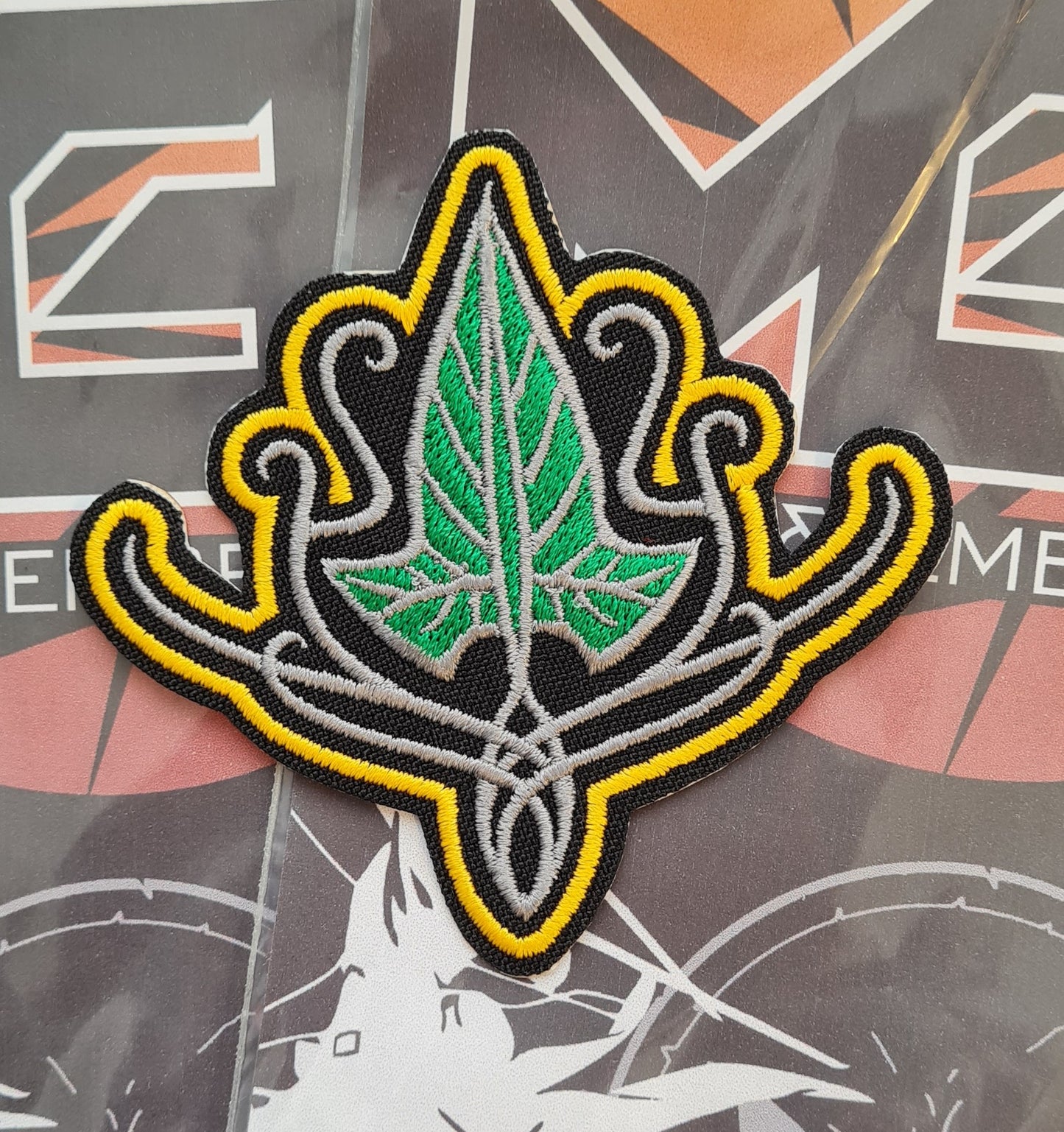 Leaf of Lórien Embroidery Patch – Iron-On Heat Seal | Lord of the Rings Elven Crest with Detailed Stitching