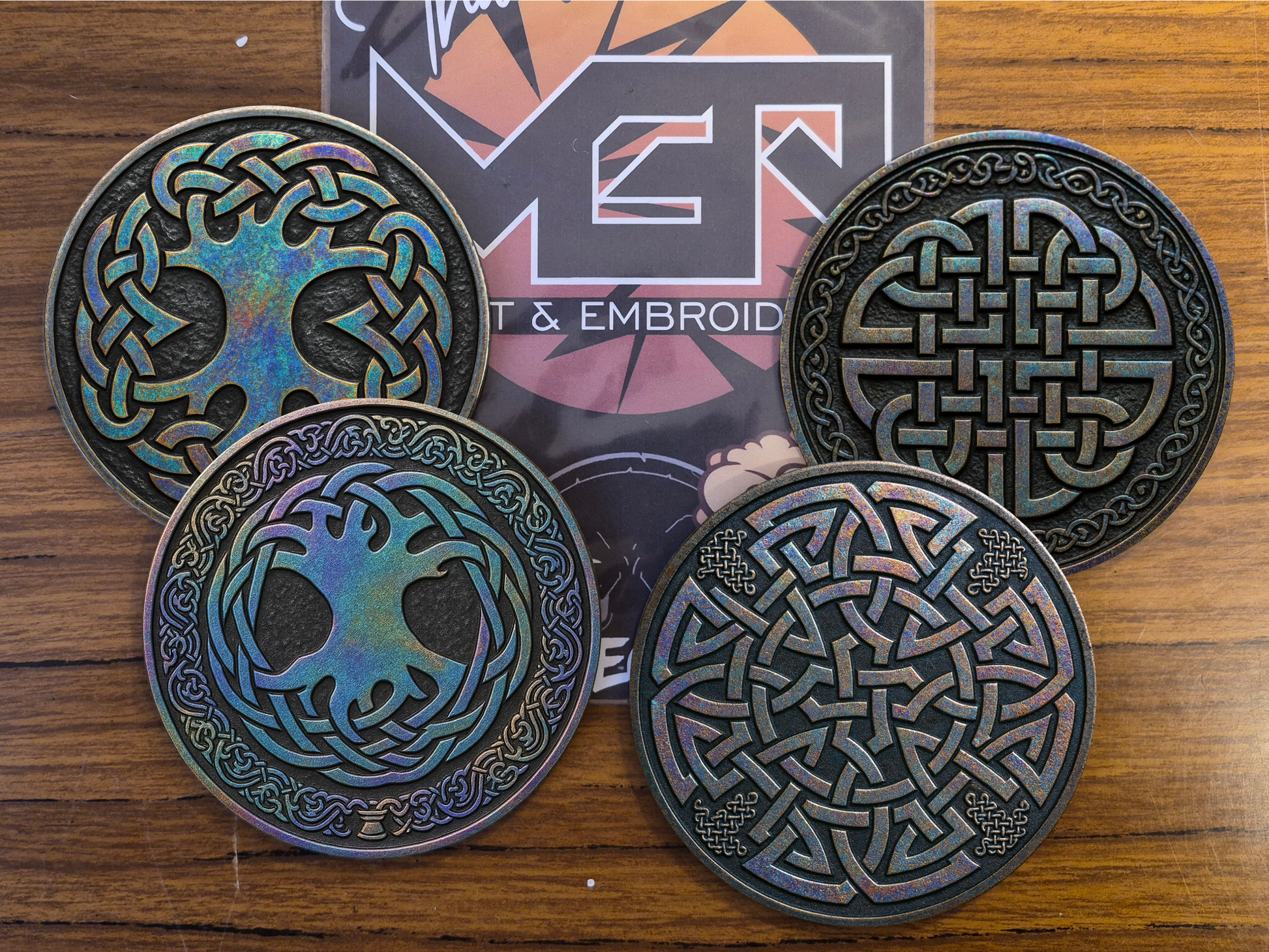 Handmade wooden coaster with iridescent metal-effect Celtic knot design